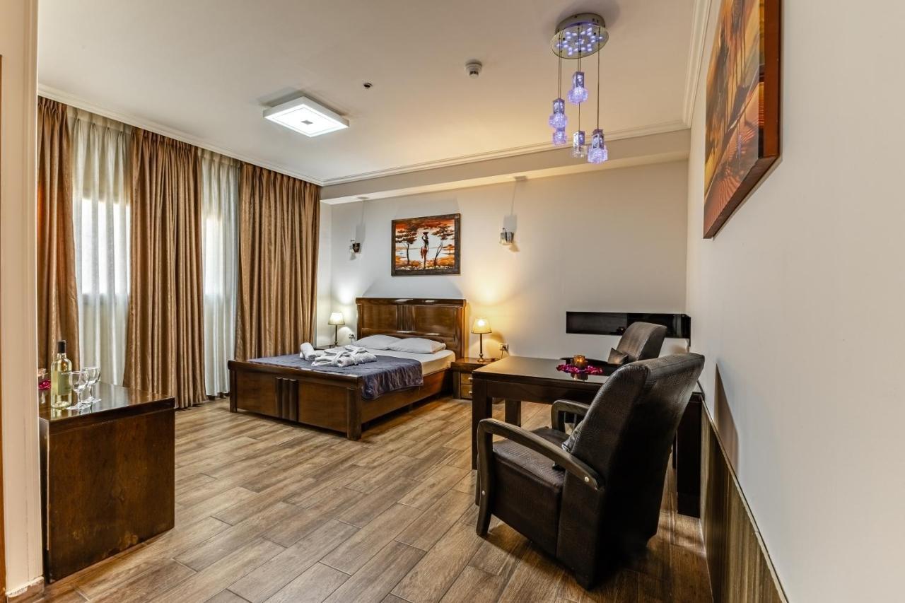 Hotel House Rishon LeZion Eksteriør bilde