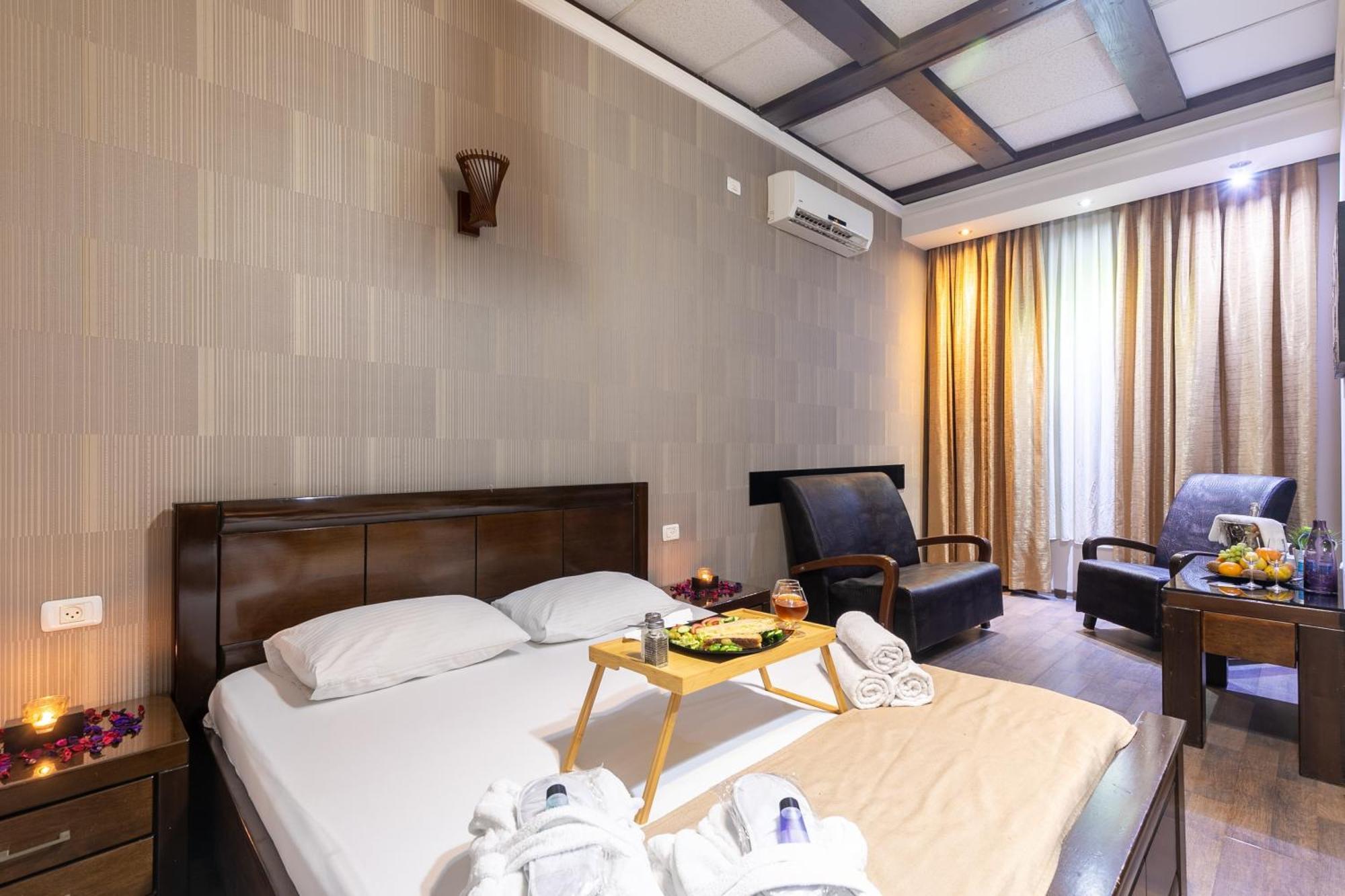 Hotel House Rishon LeZion Eksteriør bilde